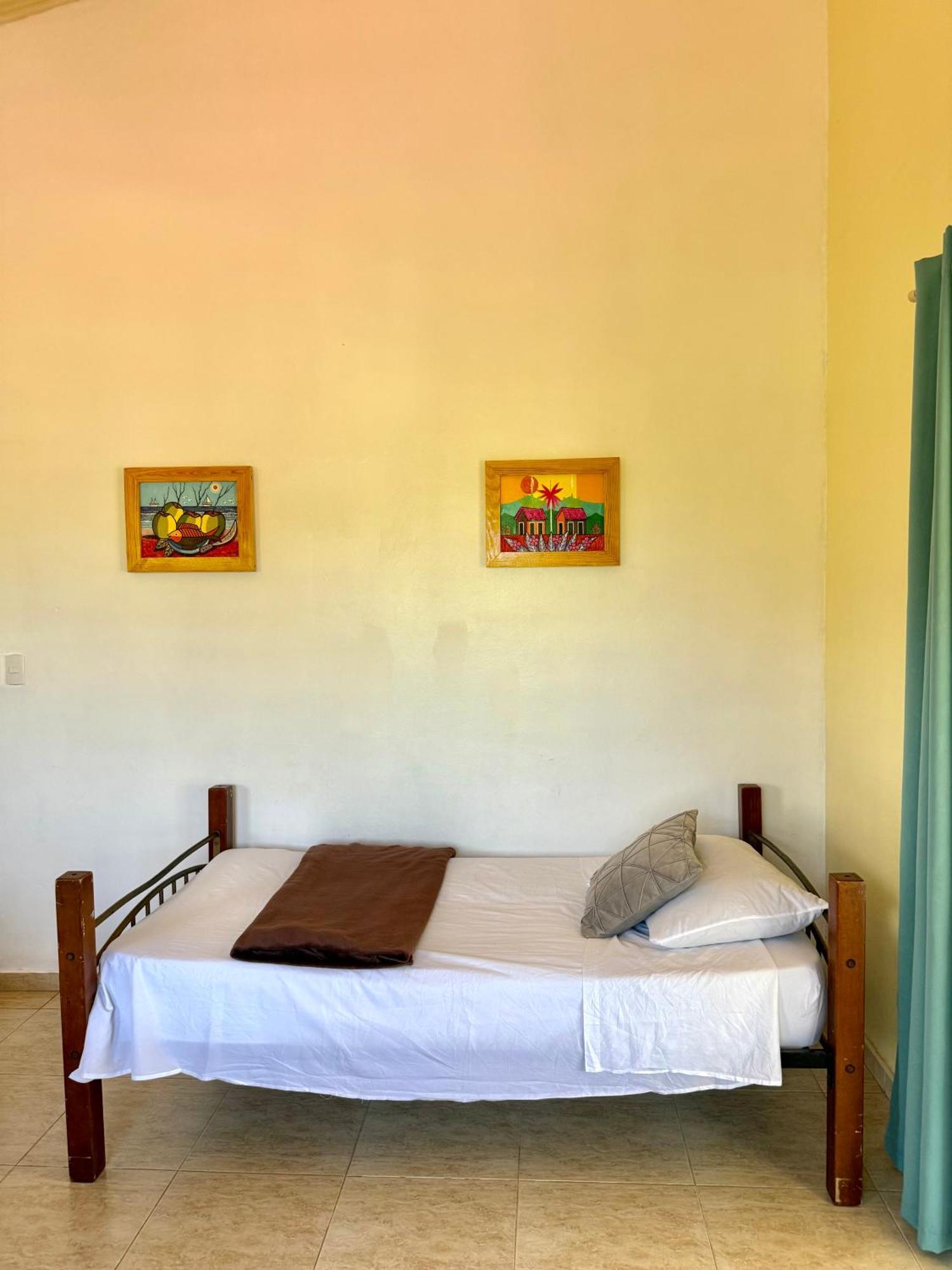 Hotel Al Mare Barahona Eksteriør bilde